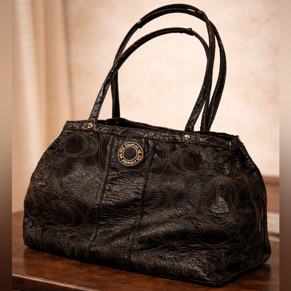 Coach Black Leather Signature Stitch Kisslock Tote – Vintage Style
